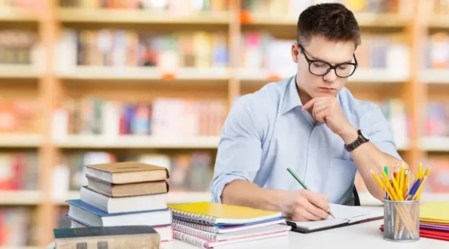 Key Components To Write a Dissertation Proposal in 2025